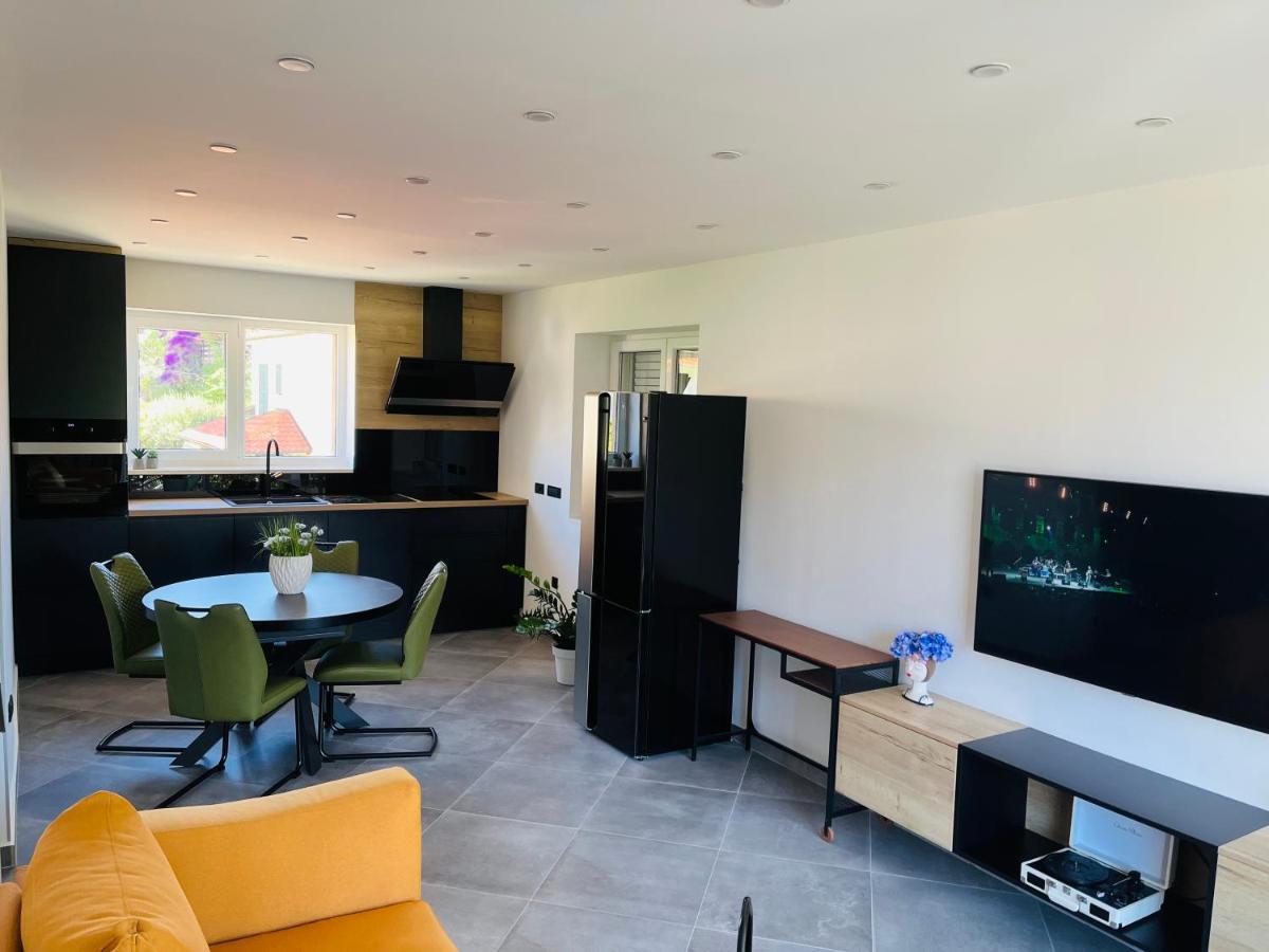 Kia Ora Apartment Trogir Eksteriør bilde